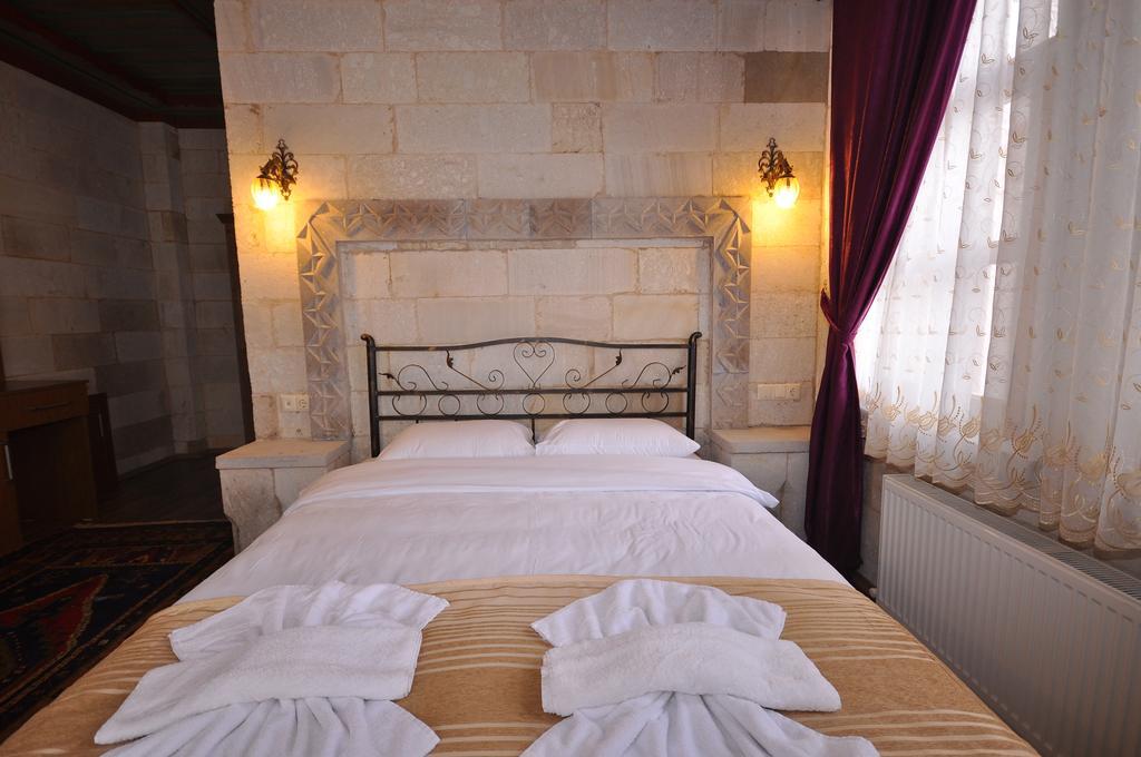 Cappadocia Stone Palace Goreme Room photo